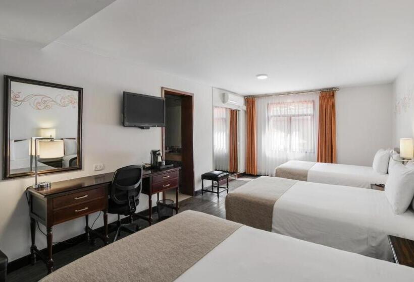 스탠다드 트리플 룸, Costa Del Sol Wyndham Cusco