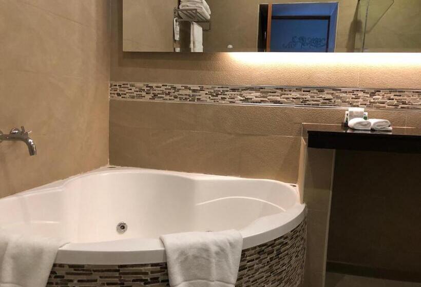 スイート, Costa Del Sol Wyndham Cusco