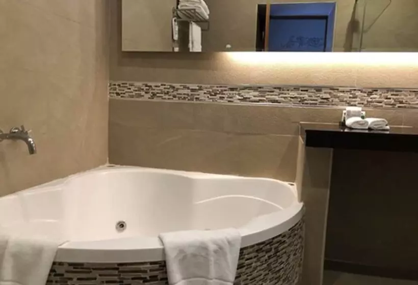 スイート, Costa Del Sol Wyndham Cusco