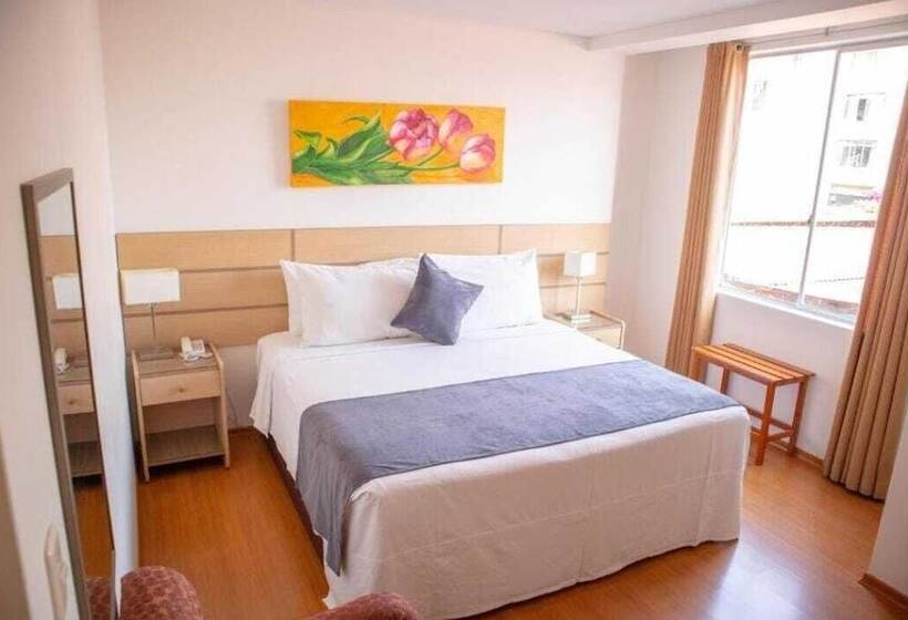 高级大房间, Xima Central Tacna