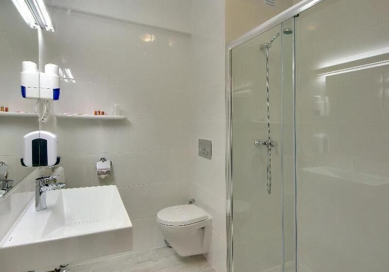 חדר קלאסי, Zodiaco