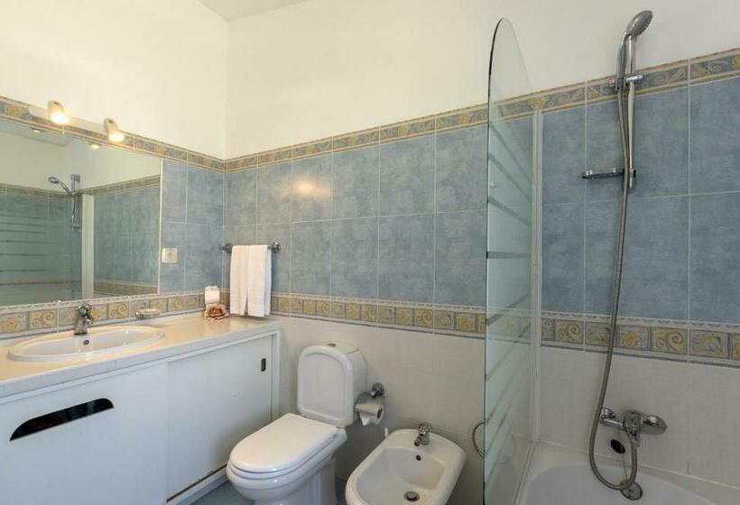 آپارتمان 1 خوابه با چشمانداز باغ, Rocha Brava Village Resort