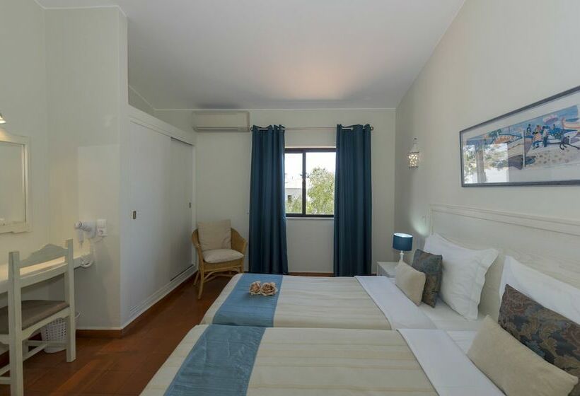 آپارتمان 1 خوابه با چشمانداز باغ, Rocha Brava Village Resort