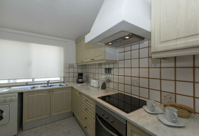 ویلای 2 خوابه با چشمانداز باغ, Rocha Brava Village Resort