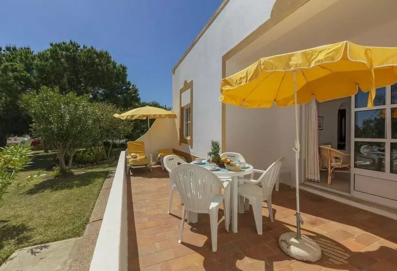 ویلای 2 خوابه با چشم‌انداز باغ, Rocha Brava Village Resort