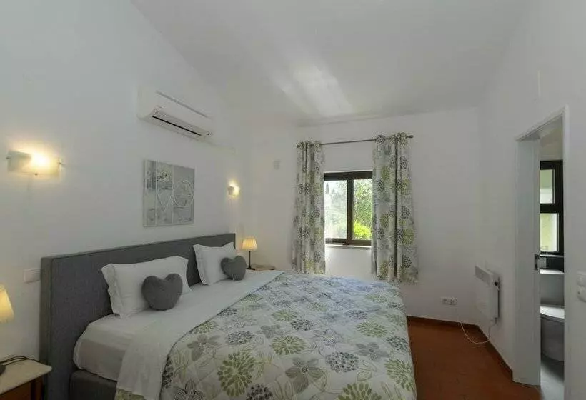 ویلای 3 خوابه با چشم‌انداز باغ, Rocha Brava Village Resort