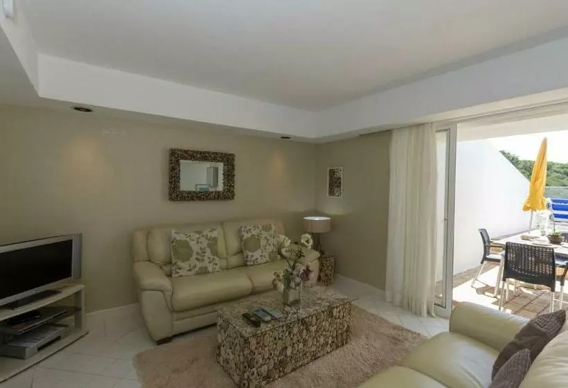 آپارتمان 1 خوابه با چشم‌انداز دریا, Rocha Brava Village Resort