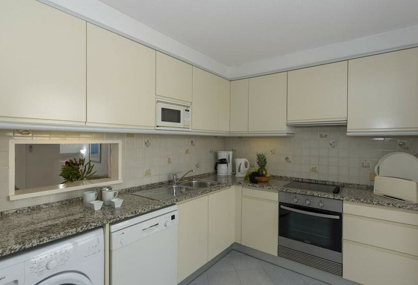 آپارتمان 1 خوابه با چشمانداز دریا, Rocha Brava Village Resort