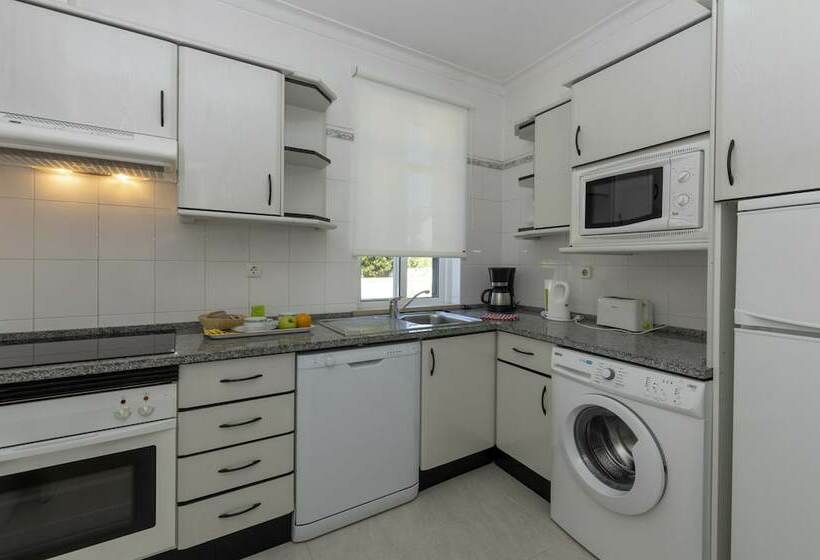 ویلای 2 خوابه با چشمانداز دریا, Rocha Brava Village Resort