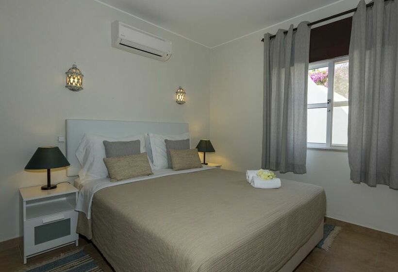 Апартаменты 2 спальни Вид на Сад, Rocha Brava Village Resort