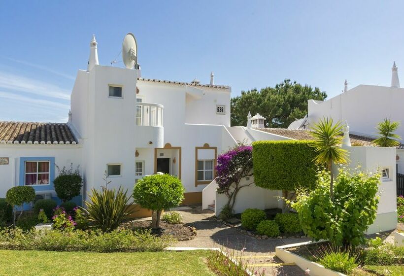 Апартаменты 2 спальни Вид на Сад, Rocha Brava Village Resort