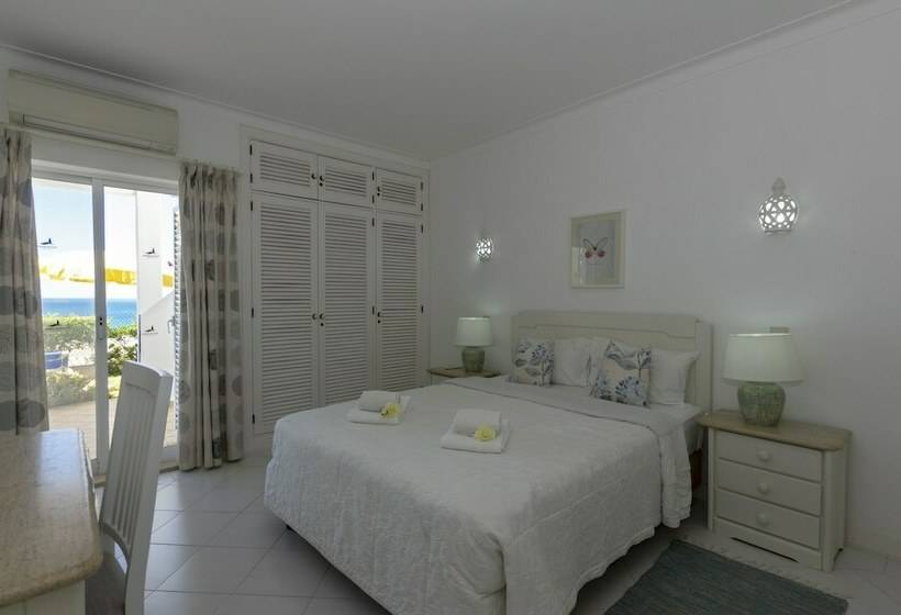 ویلای 3 خوابه, Rocha Brava Village Resort