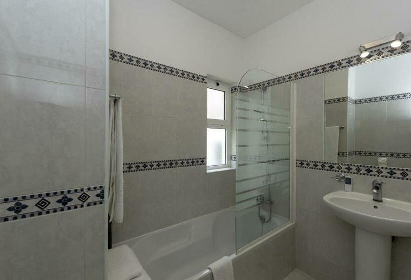 آپارتمان 3 خوابه, Rocha Brava Village Resort