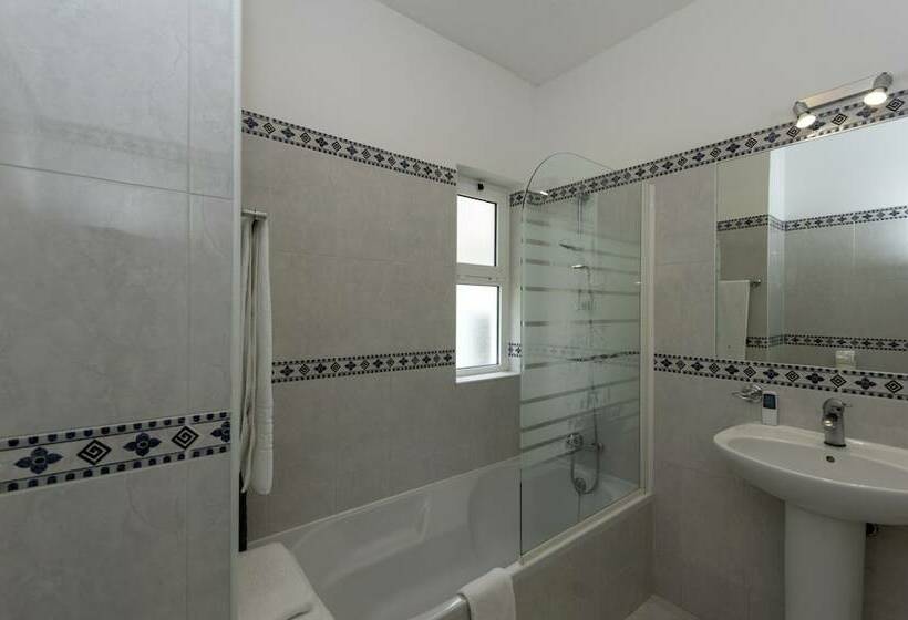 آپارتمان 3 خوابه, Rocha Brava Village Resort