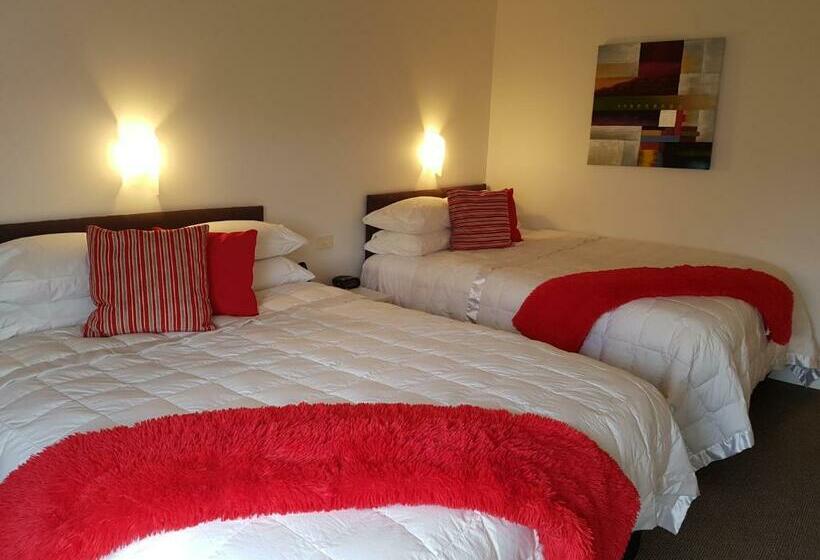 استودیوی استاندارد, The Devon Hotel A Heritage