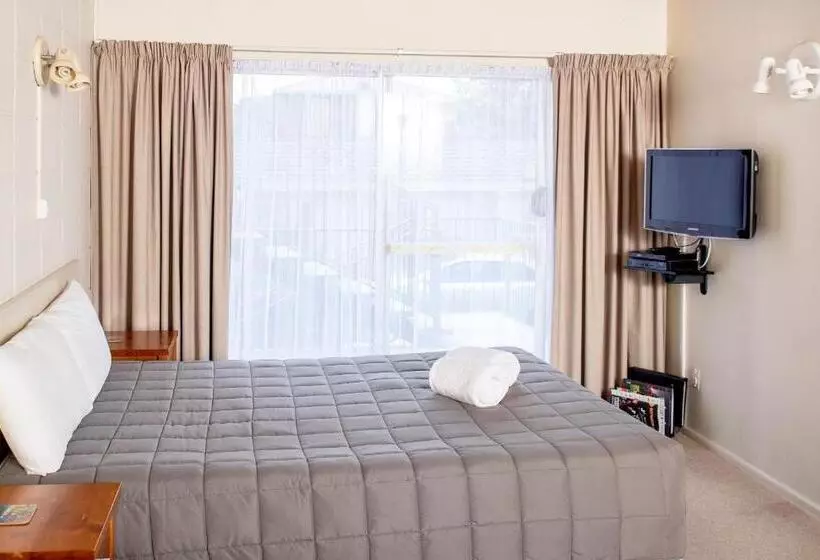 آپارتمان خانواده 1 خوابه, Tourist Court Motel