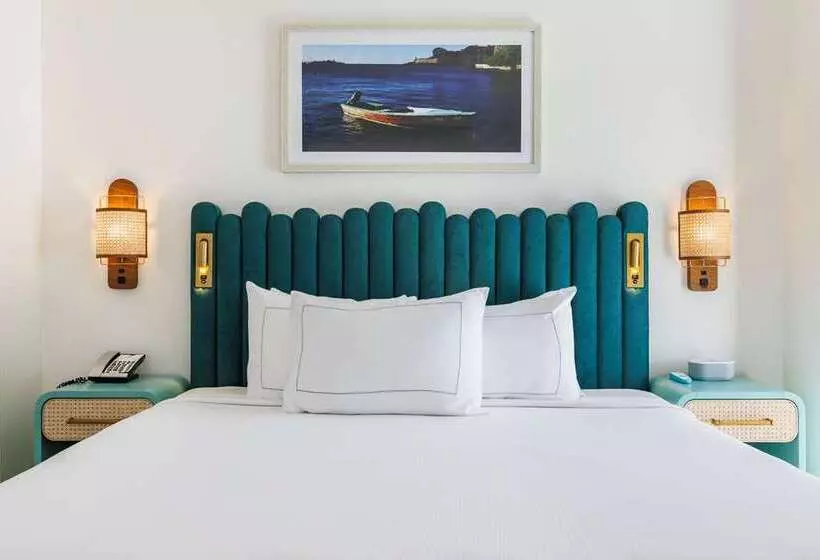 اتاق استاندارد با تخت بزرگ, Caribe Hilton
