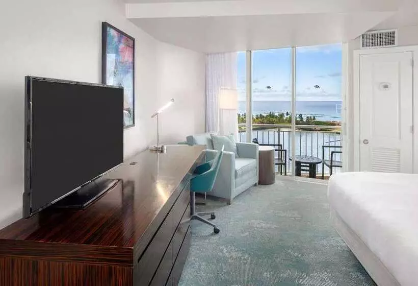 سوئیت با تخت بزرگ, Caribe Hilton