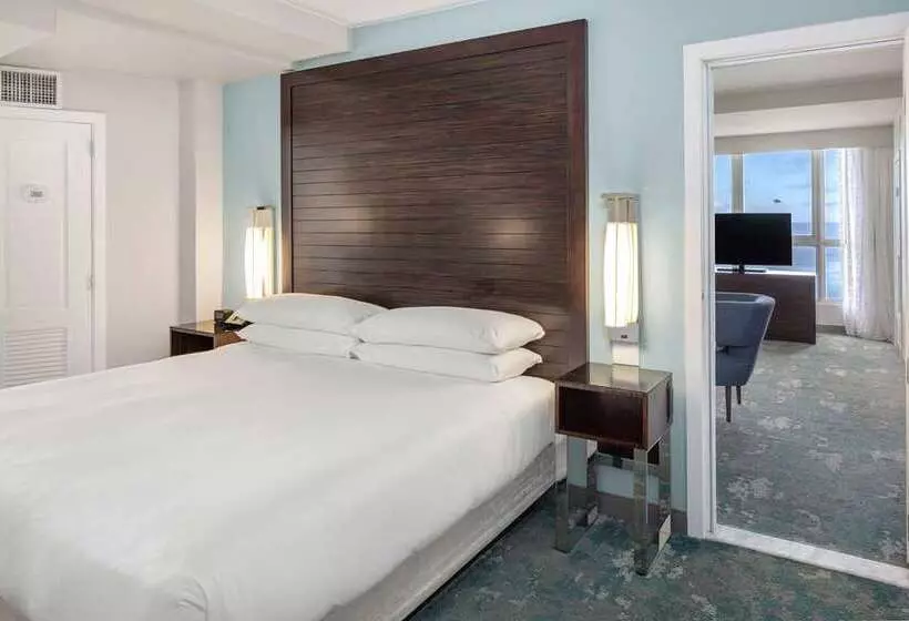 سوئیت با تخت بزرگ, Caribe Hilton