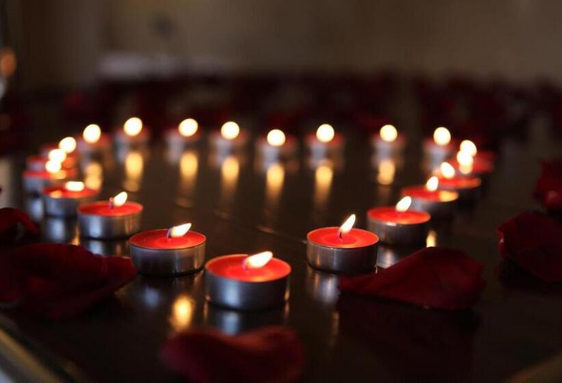 Люкс с гидромассажем, Central