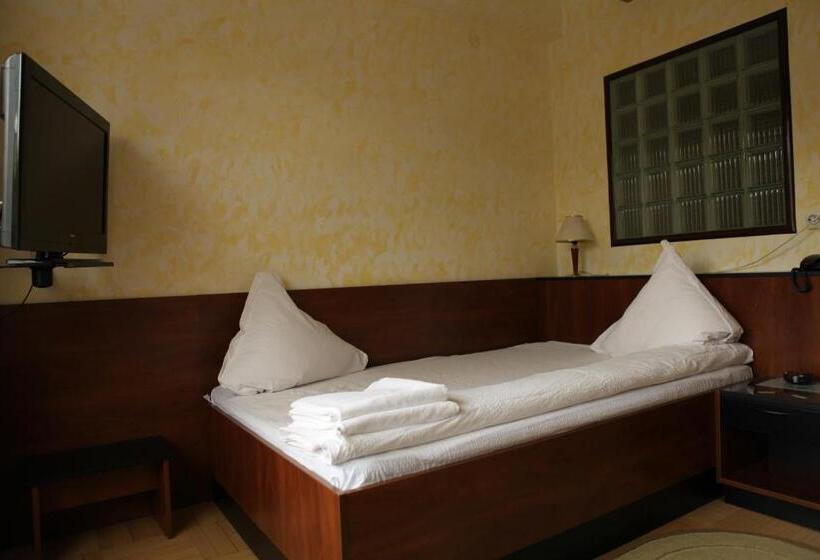 Номер Superior, Central