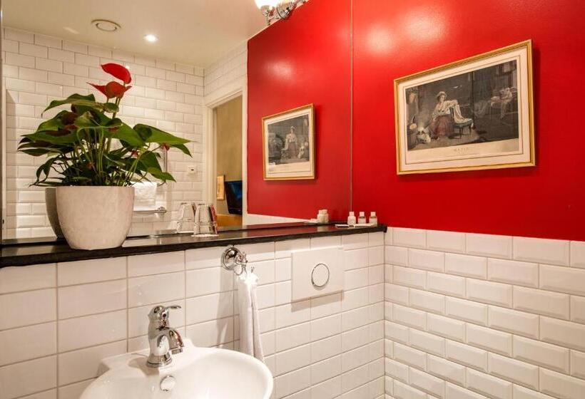 スタンダードシングルルーム, Lady Hamilton