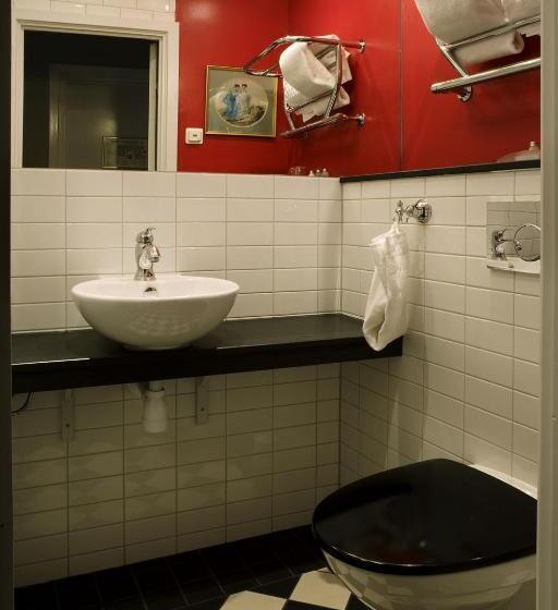 スタンダードルーム, Lady Hamilton