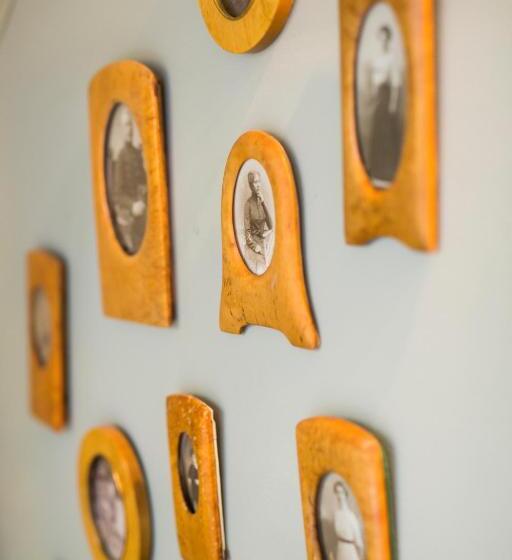 エコノミールーム, Lady Hamilton