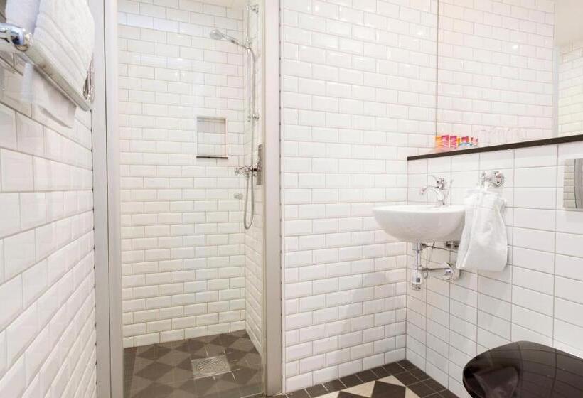 ベーシックルーム, Lady Hamilton