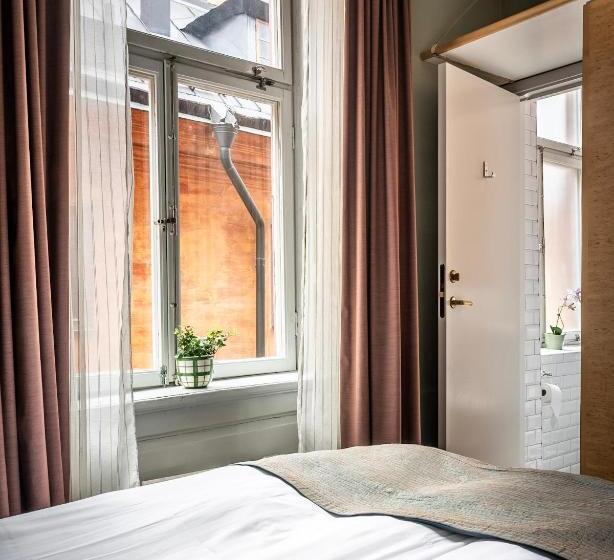 ベーシックルーム, Lady Hamilton