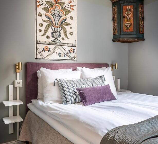 ベーシックルーム, Lady Hamilton