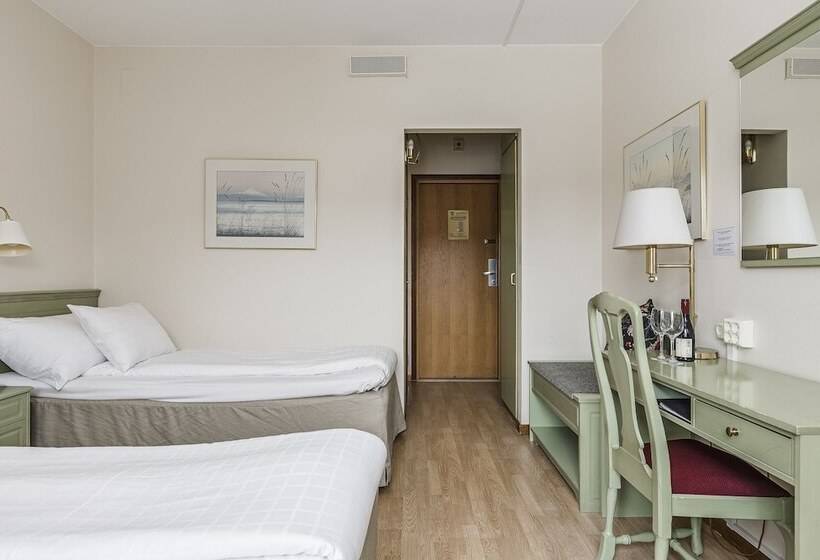 Номер Стандарт, L Kramm