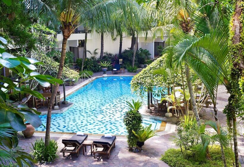 اتاق لوکس, Goodwood Park