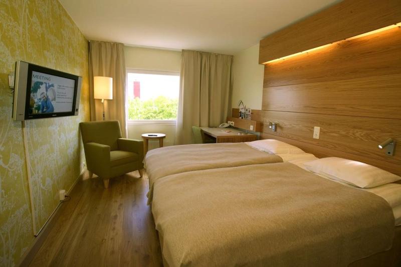 Camera Standard, Scandic Ch