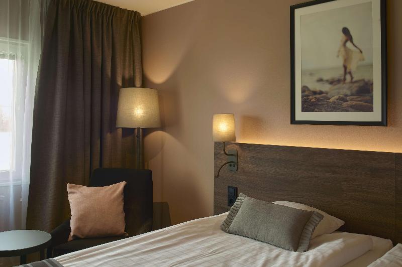 Camera Standard, Scandic Ch