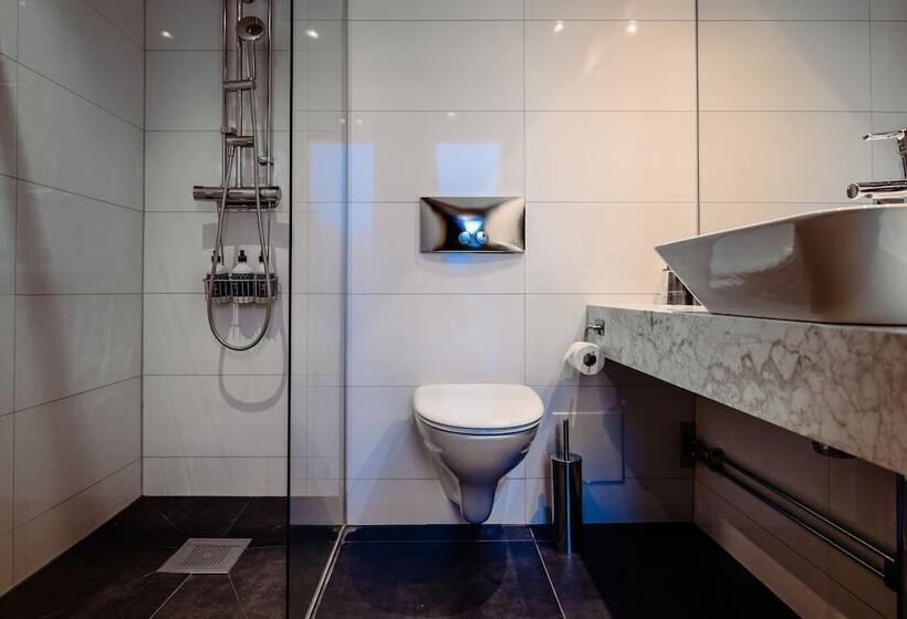 スタンダードルーム, Skansen Båstad