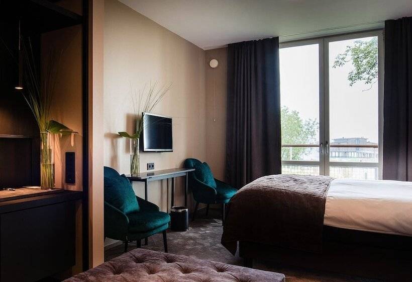 オーシャンビュースタンダードルーム, Skansen Båstad