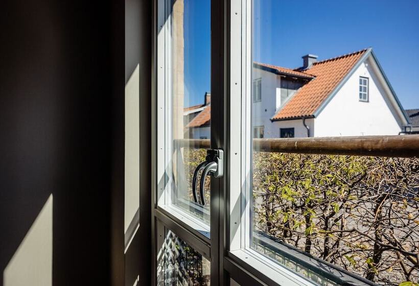 ジュニアスイート, Skansen Båstad