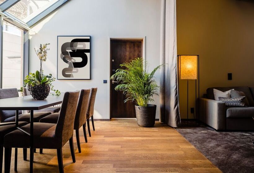 ジュニアスイート, Skansen Båstad