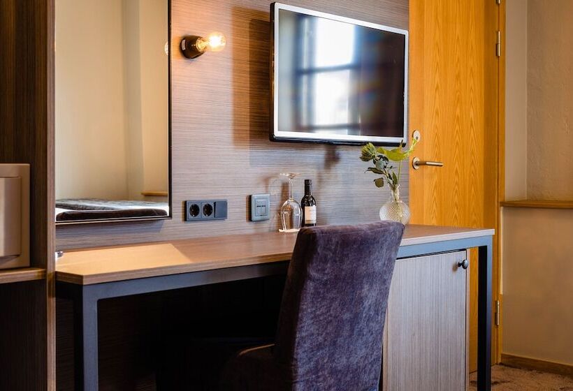 スタンダードシングルルーム, Skansen Båstad