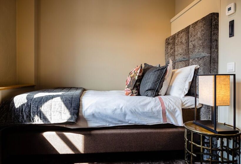 スタンダードシングルルーム, Skansen Båstad