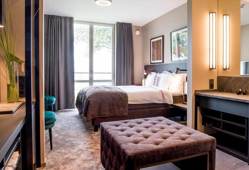 オーシャンビュースタンダードルーム, Skansen Båstad