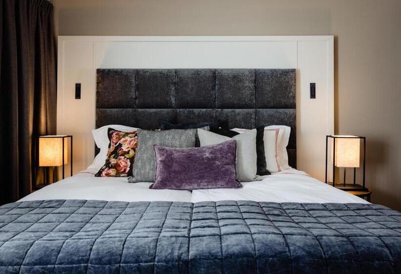 ジュニアスイート, Skansen Båstad