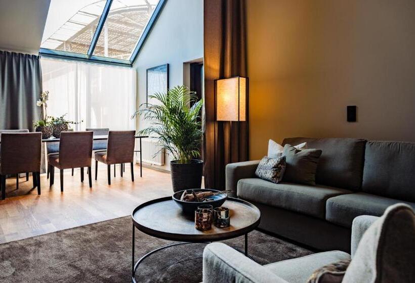 ジュニアスイート, Skansen Båstad