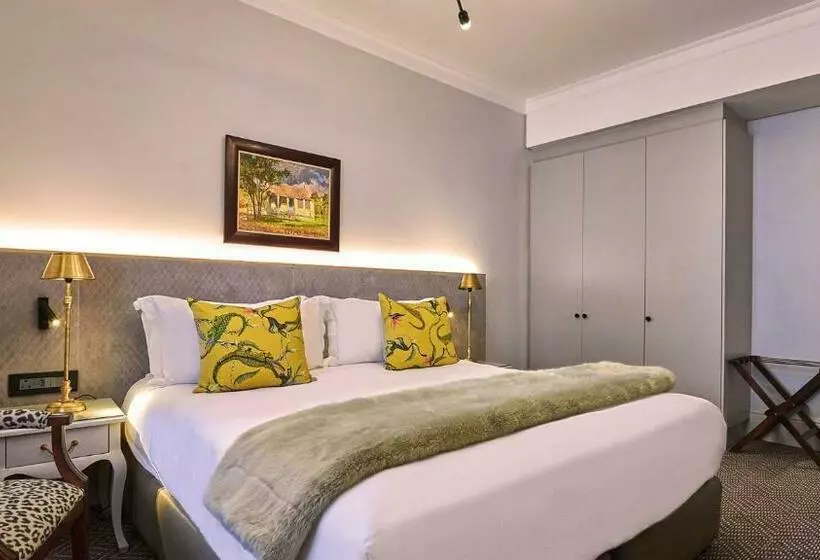 اتاق کلاسیک, The Winchester Hotel By Newmark
