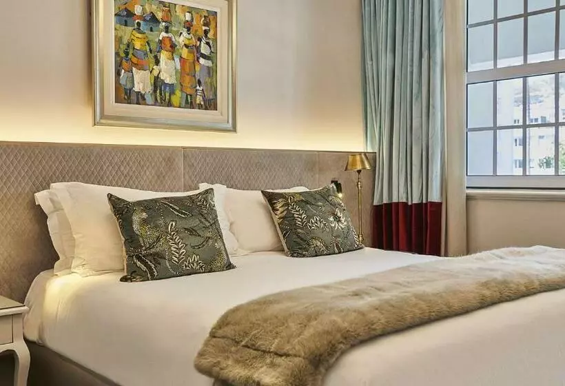 اتاق کلاسیک, The Winchester Hotel By Newmark