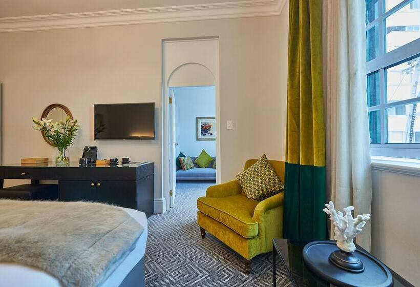 Полулюкс Вид на Горы, The Winchester Hotel By Newmark