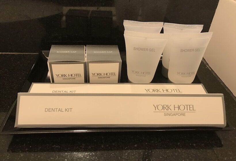 اتاق سوپریور, York