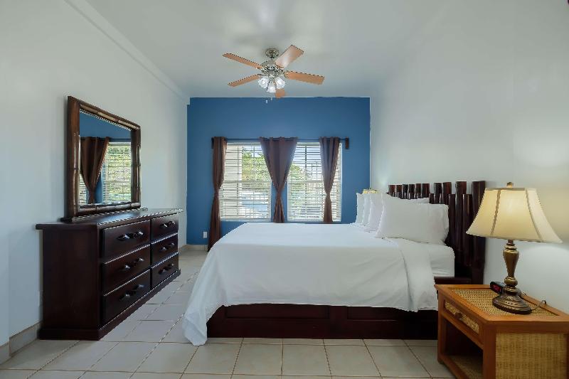 اتاق پریمیوم چهارنفره, York