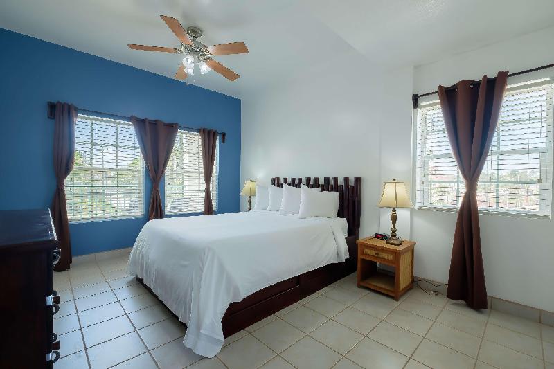 اتاق پریمیوم چهارنفره, York